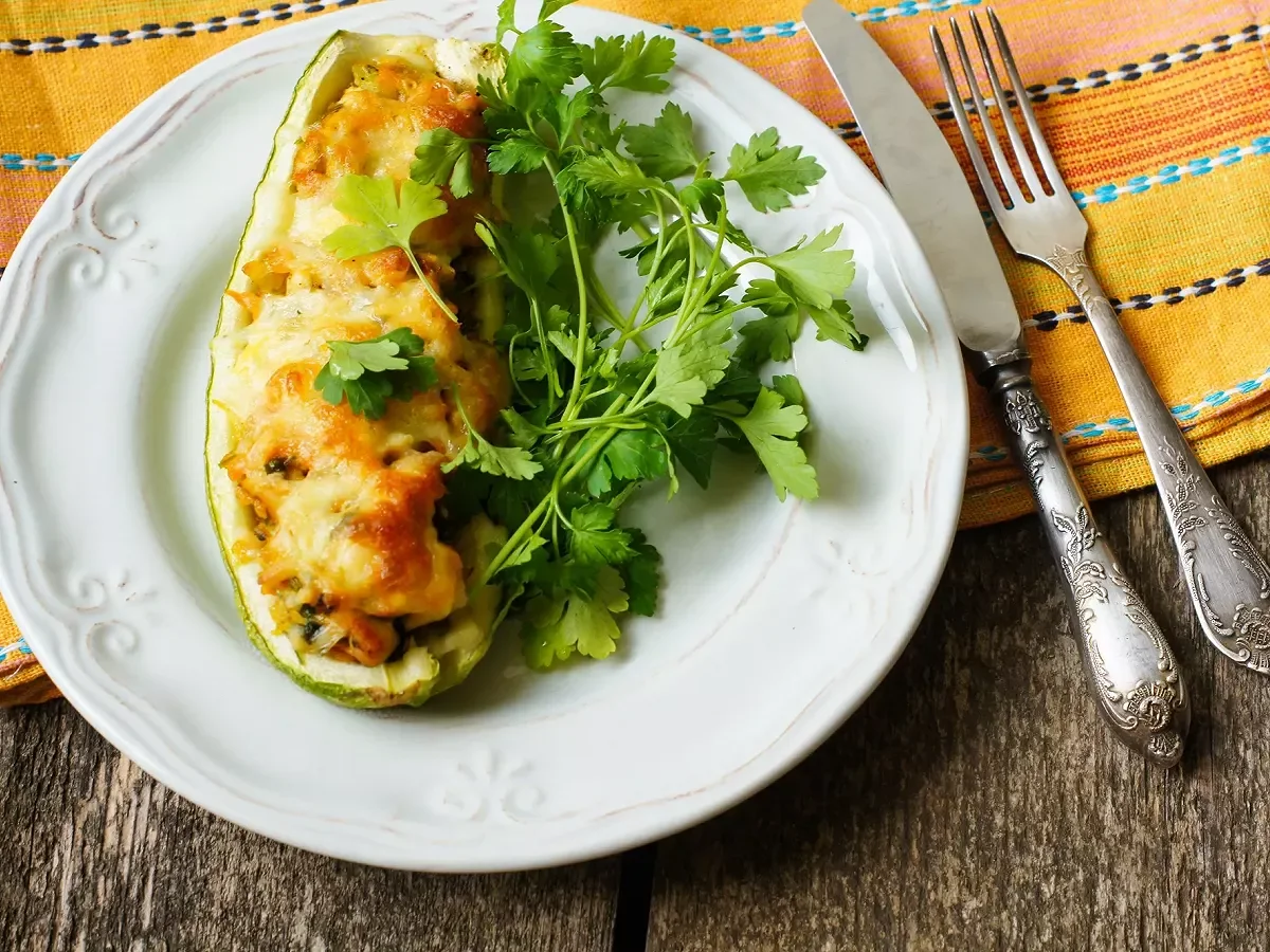 Courgette Farcie Au Camembert Et Petits Légumes