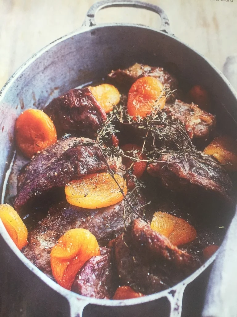 Joues de porc aux abricots