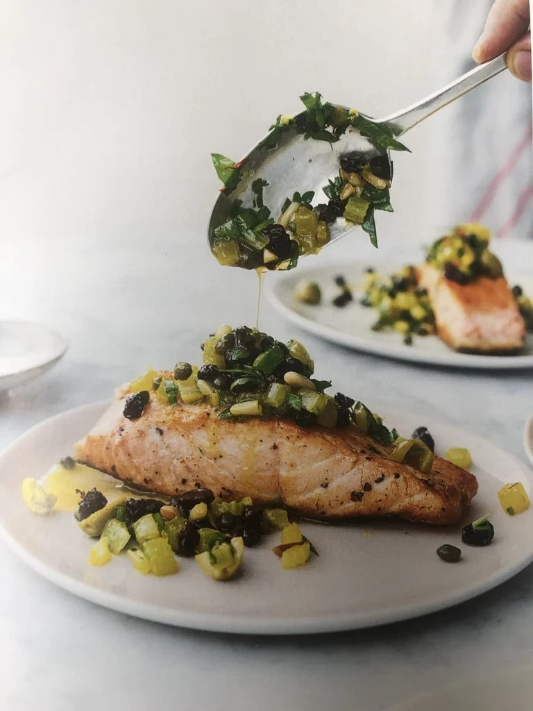 Le Saumon Grillé, Sauce Aux Pignons
