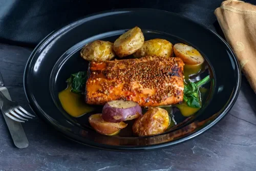 Pavés de saumon au four moutarde douce