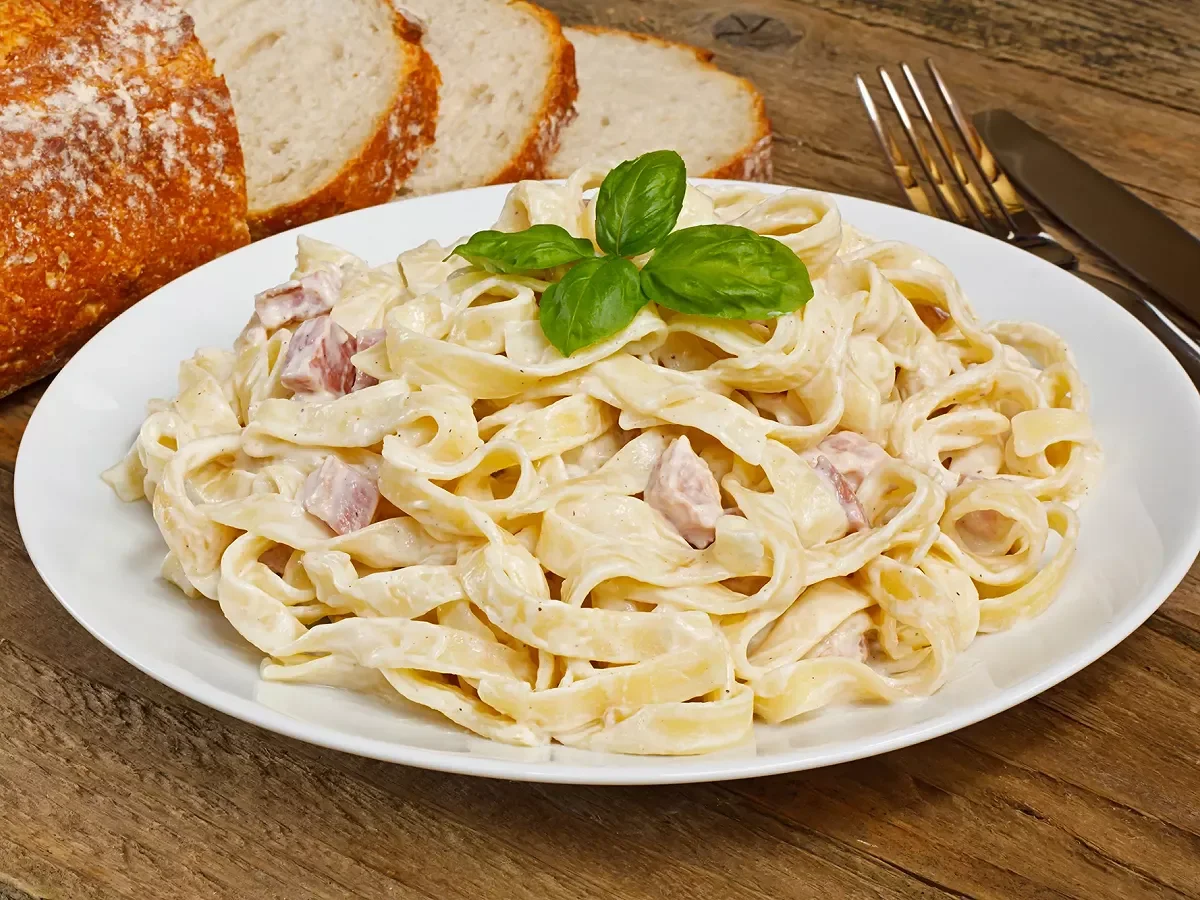 Pâtes à la carbonara sans oeuf