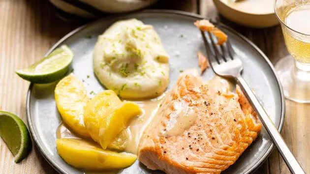 Saumon Rôti Au Cidre, Purée De Céleri Au Citron Vert
